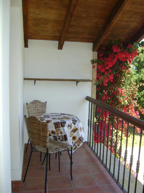 Apartamentos Dos Robles Somo Bagian luar foto