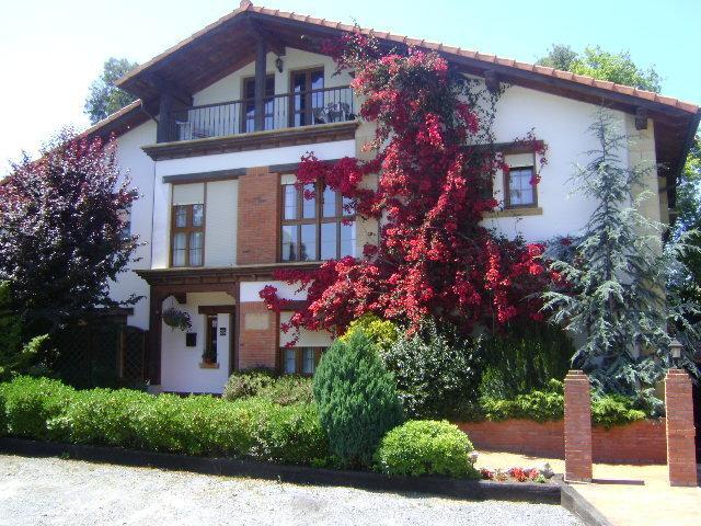 Apartamentos Dos Robles Somo Bagian luar foto